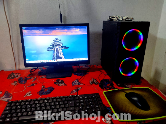 পিসি বিক্রয় হবে,মনিটর সহ